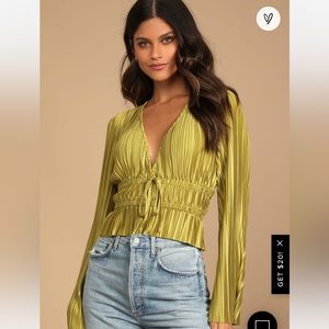 Lulu’s Chartreuse Pleated Bell Sleeve Top
